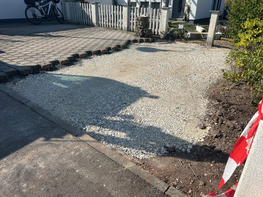 Pflasterflaechen vorbereiten Foto 2