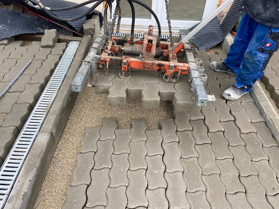 Pflasterflaechen vorbereiten Foto 5